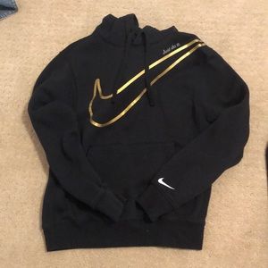 nike hoodie